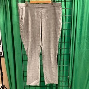 Anne Klein Gray Straight Leg Pants